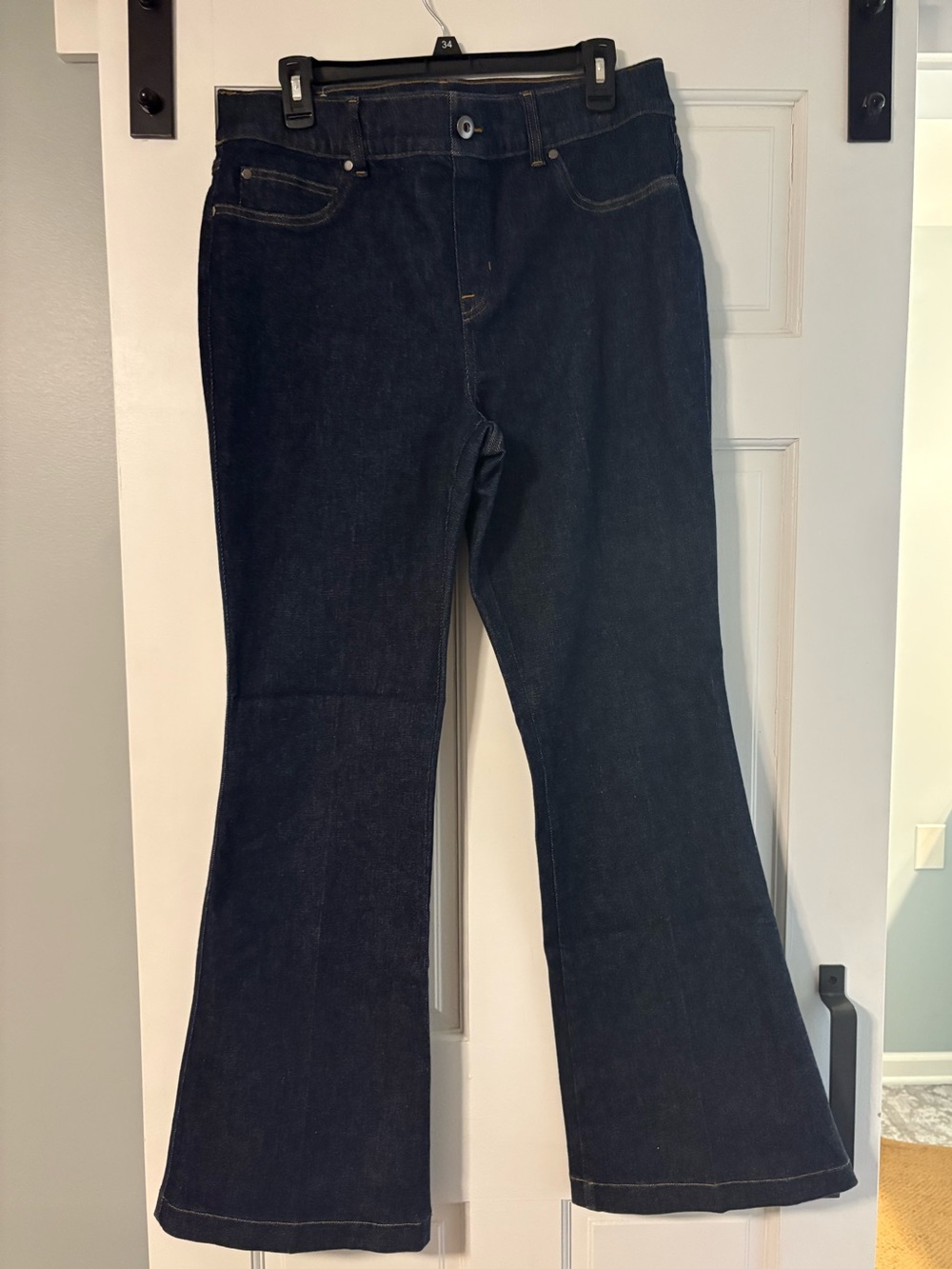 Spanx original every wear flare jean in XL. Like new condition.